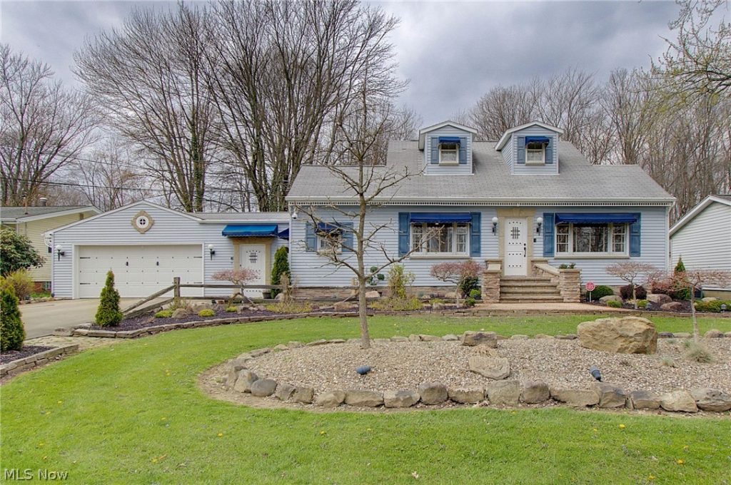 2229 Western Avenue, Alliance, OH