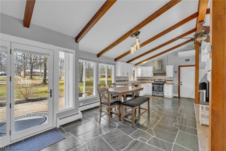12845 Morning Glory Trail, Chesterland, OH - Photo 3