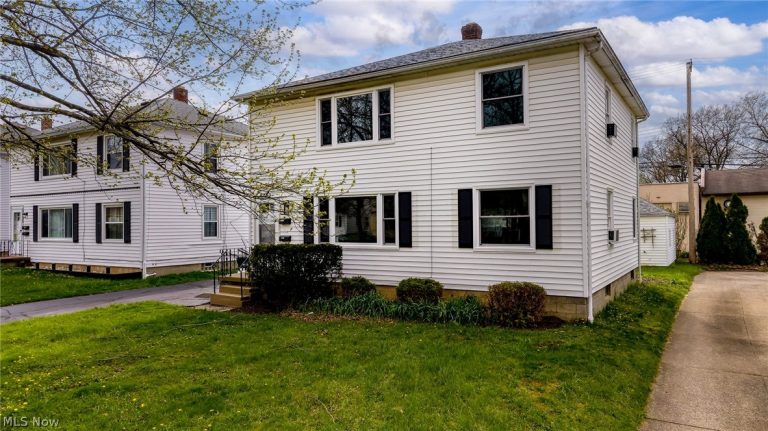 2432 21st Street, Cuyahoga Falls, OH - Photo 3