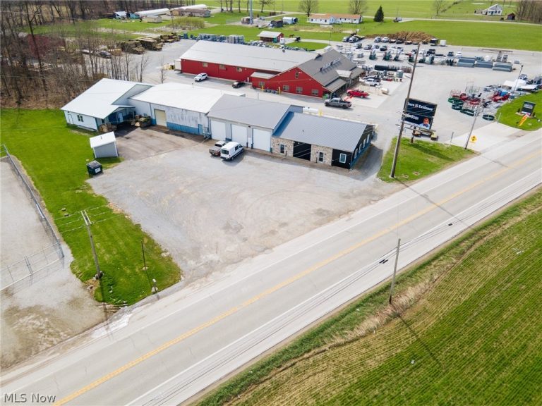 13407 Dover Rd, Apple Creek, OH - Photo 3