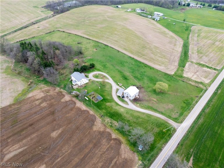 14072 Baddow Pass Road, Brinkhaven, OH - Photo 6