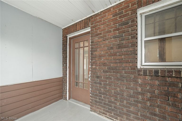 1603 Hampton Road, Akron, OH - Photo 6