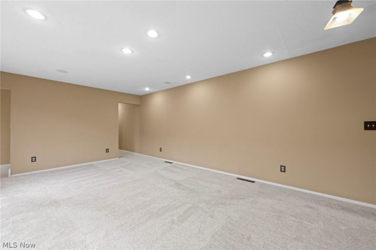 17310 Otani Court, Strongsville, OH - Photo 5