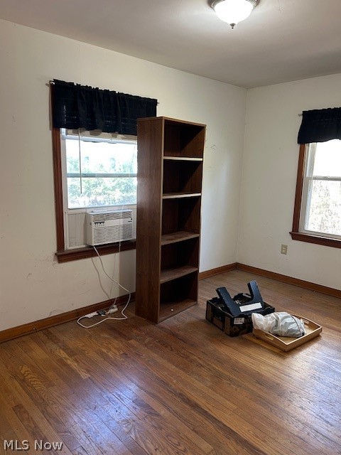 3045 Endicott Way, Silver Lake, OH - Photo 4