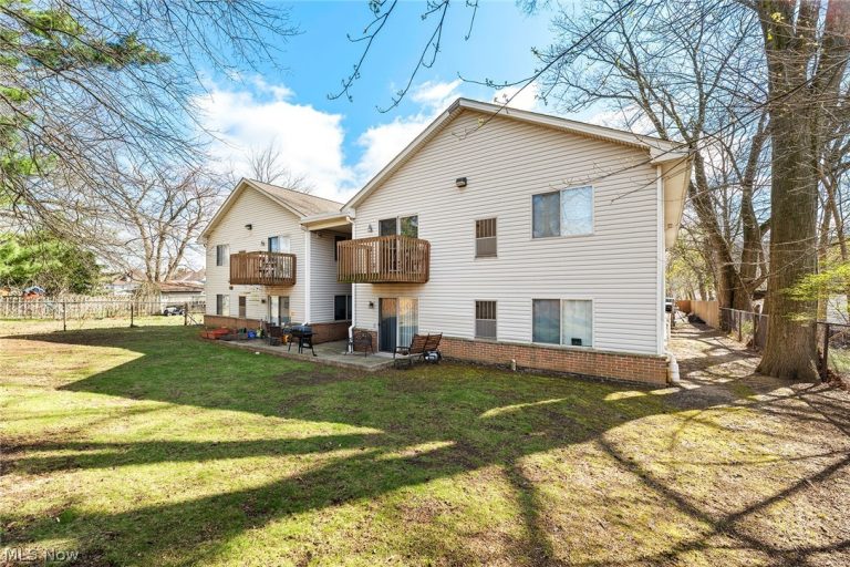 1825 5th Street, Cuyahoga Falls, OH - Photo 4