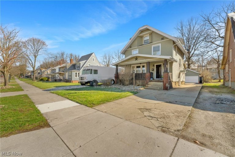 509 Storer Avenue, Akron, OH - Photo 2