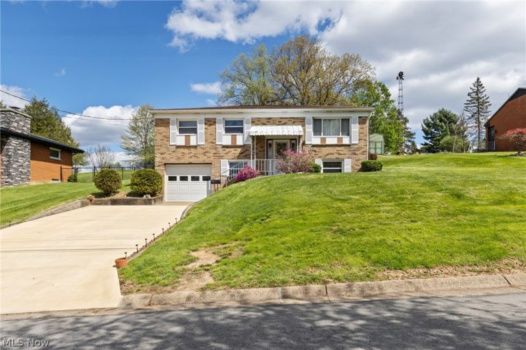103 Orchard Drive, St Clairsville, OH - Photo 4