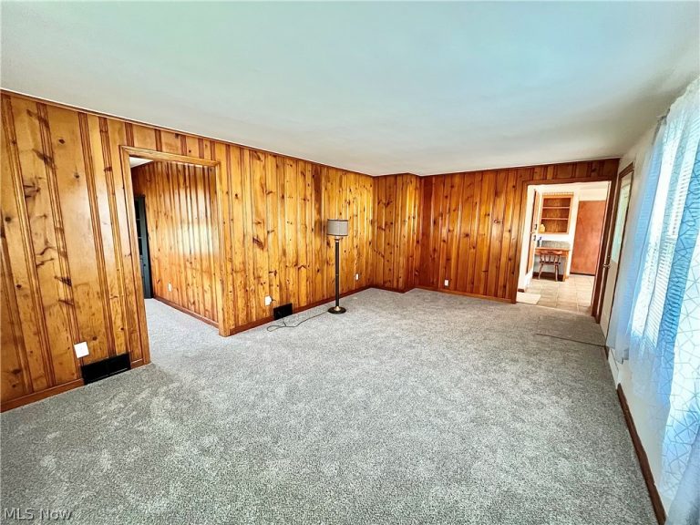 839 Mill Street, Conneaut, OH - Photo 8