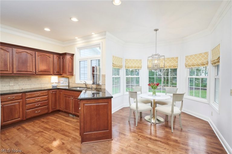 753 Sunridge Road, Fairlawn, OH - Photo 8