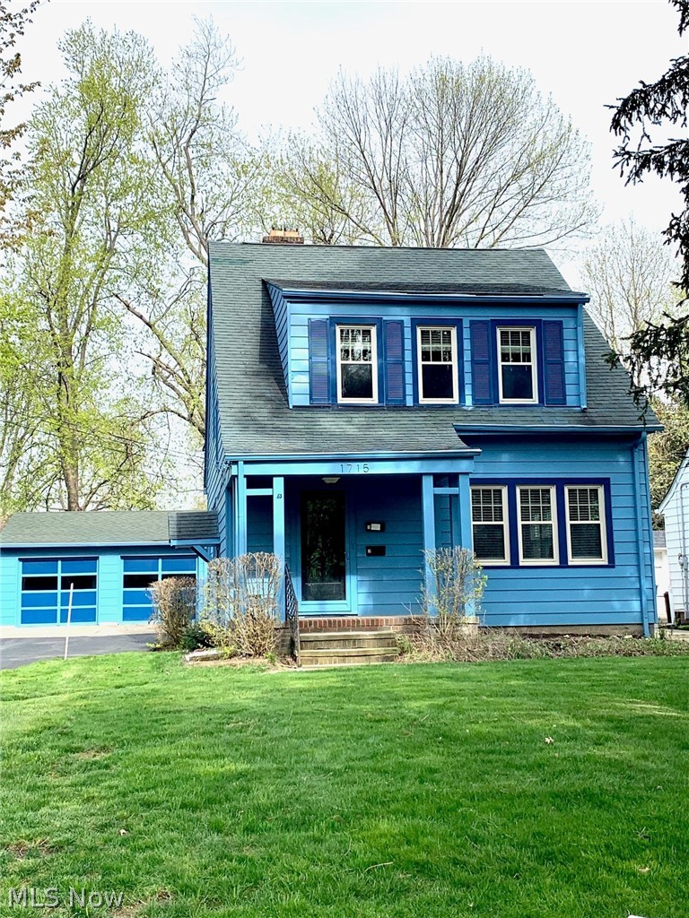 1715 Edgefield Road, Lyndhurst, OH, 44124