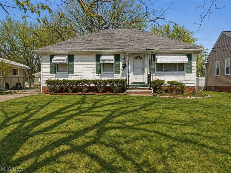 16241 Glenburn Avenue, Maple Heights, OH, 44128
