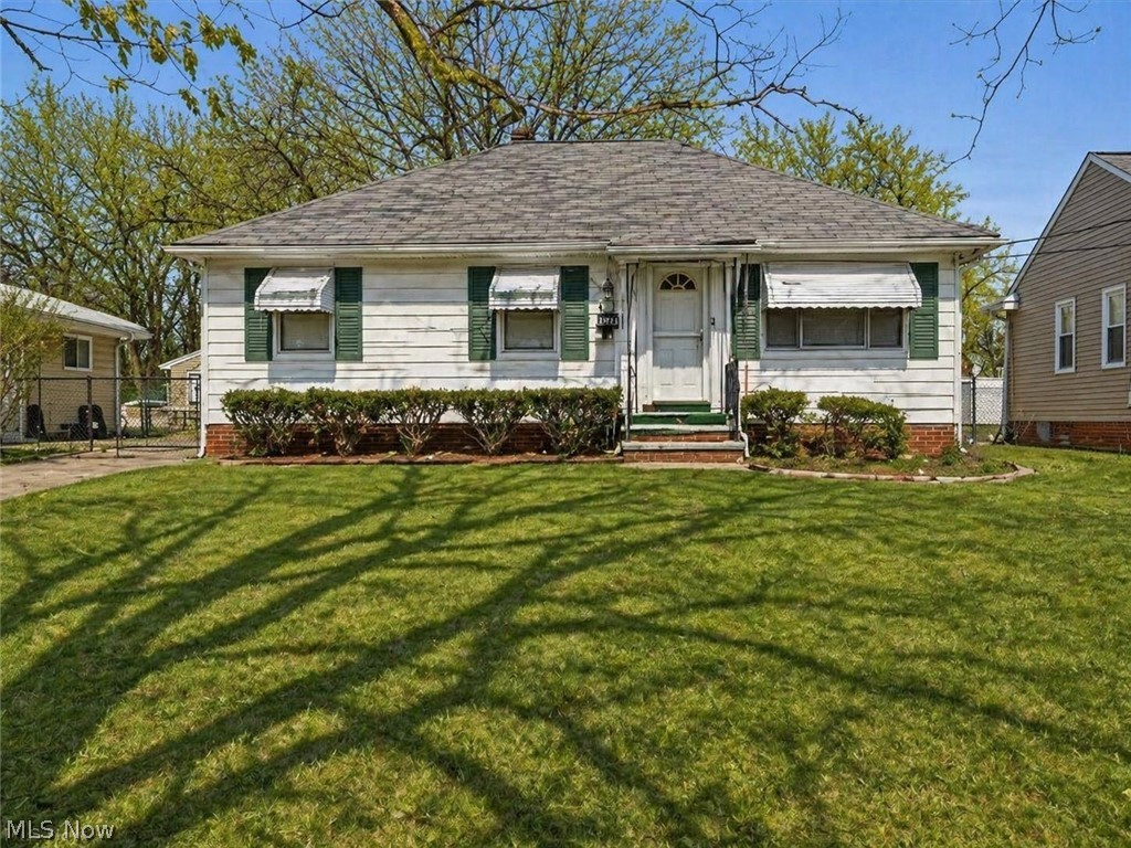 16241 Glenburn Avenue, Maple Heights, OH