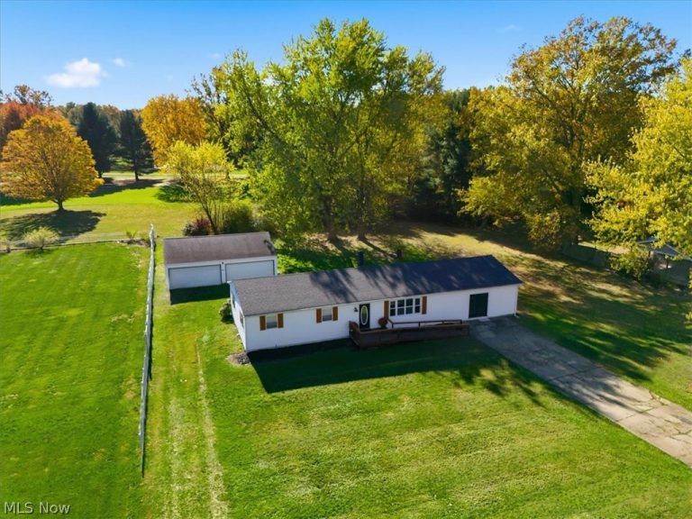 4866 Lovers Lane, Ravenna, OH, 44266