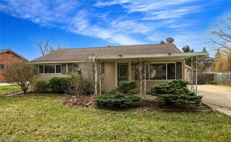 1922 Edgewood Drive, Twinsburg, OH, 44087