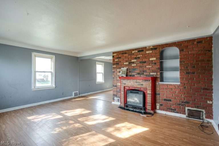 860 232nd Street, Euclid, OH - Photo 5