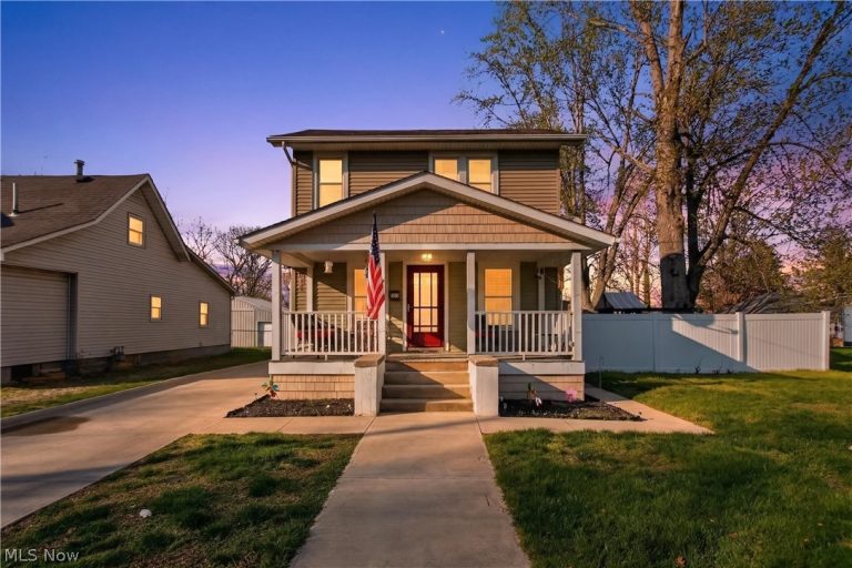 363 Seeley Street, Amherst, OH - Photo 4