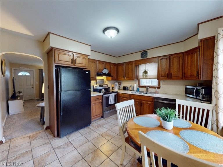 1405 35th Street, Canton, OH - Photo 5