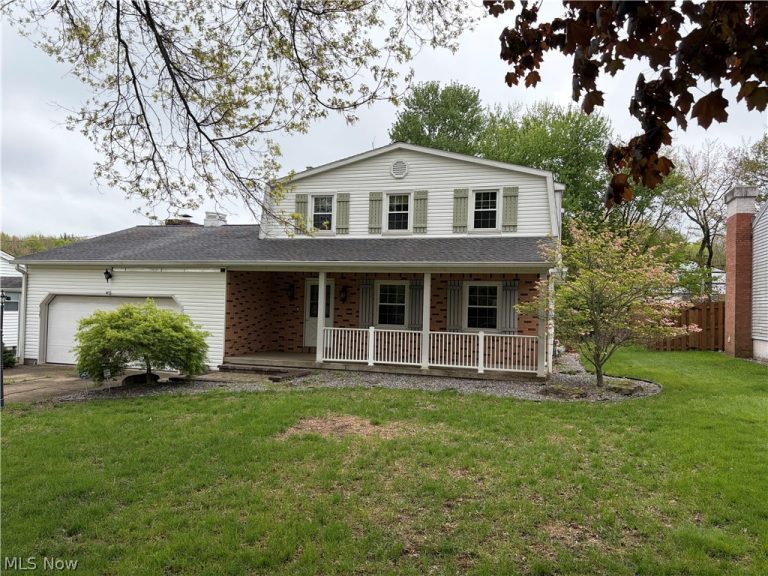 6137 Acatello Place, Poland, OH - Photo 2