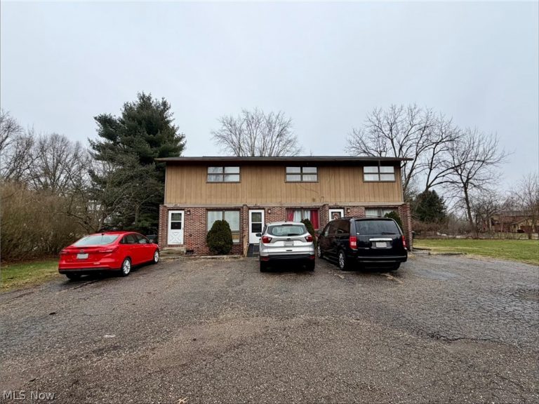 792 Kingwood Drive, Bolivar, OH - Photo 2