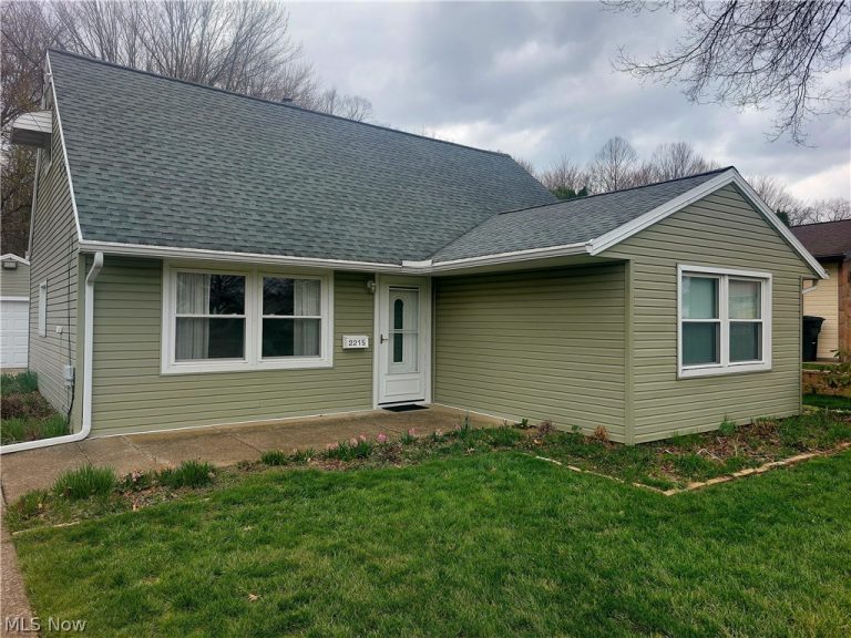 2215 Clyde Street, Poland, OH, 44514
