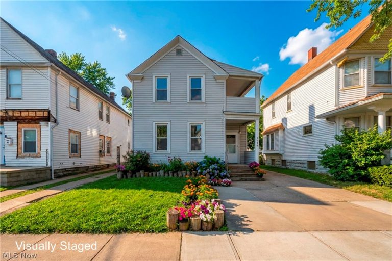 3134 88th Street, Cleveland, OH - Photo 2