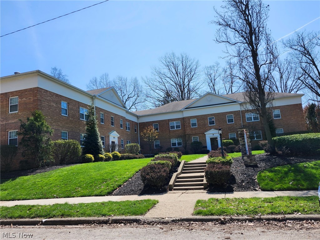 1166 -1170 Sunset Drive, Alliance, OH