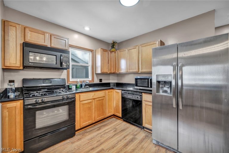 1825 Treadway, Cleveland, OH - Photo 8