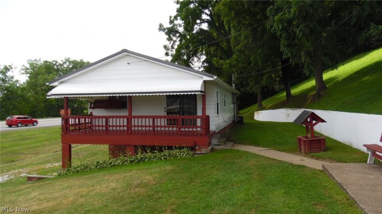 21569 State Route 16, Coshocton, OH - Photo 2