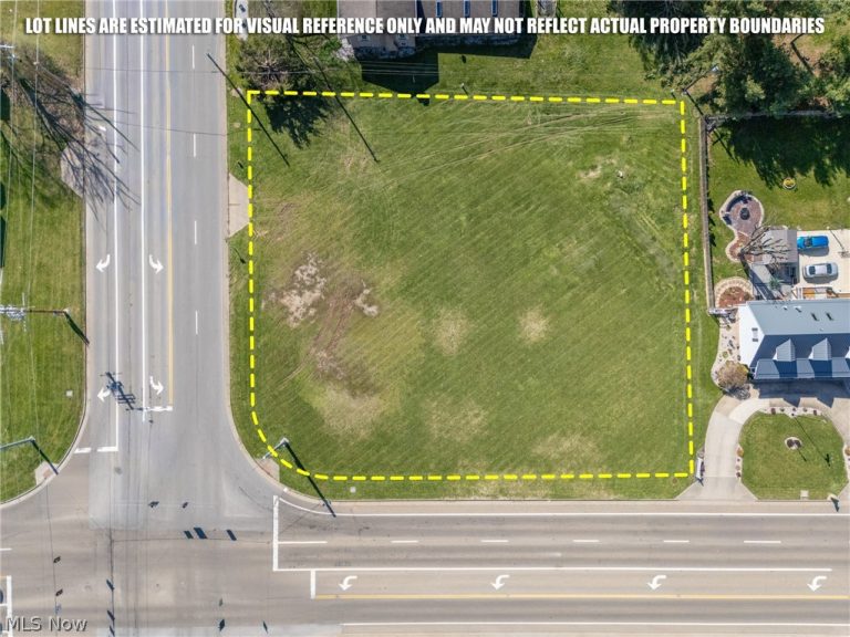 7395 Market Avenue, North Canton, OH, 44720