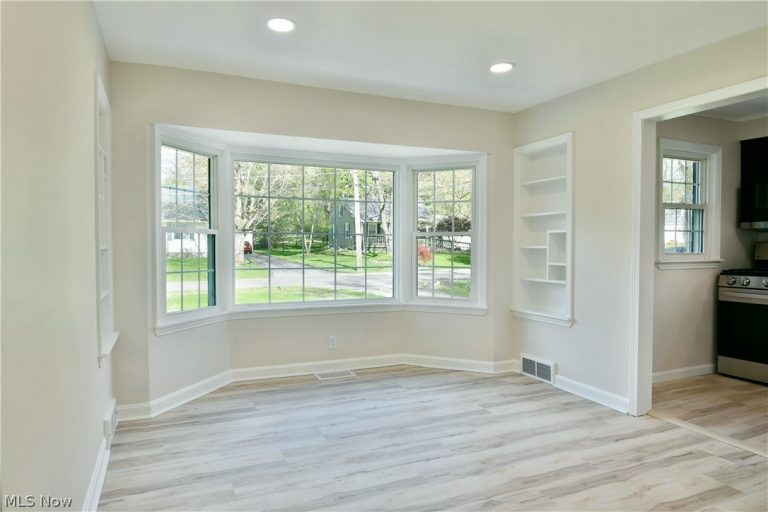 3384 Lakeside Drive, Mineral Ridge, OH - Photo 8