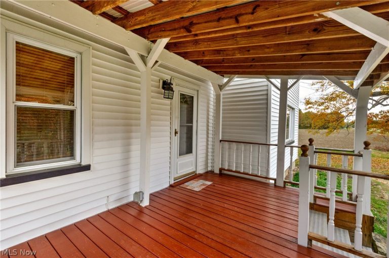 4007 Durst Clagg Road, Cortland, OH - Photo 6