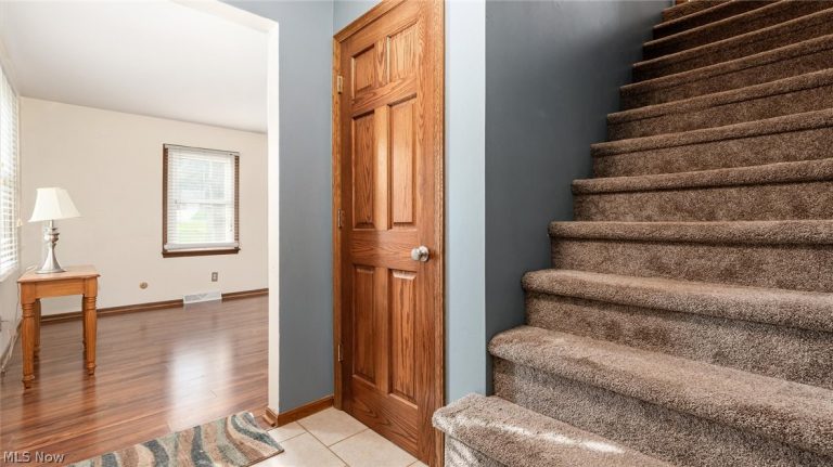 3245 Circle Court, Zanesville, OH - Photo 8