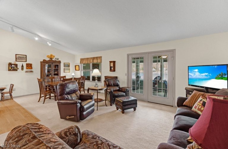 254 Mohawk Drive, Malvern, OH - Photo 5