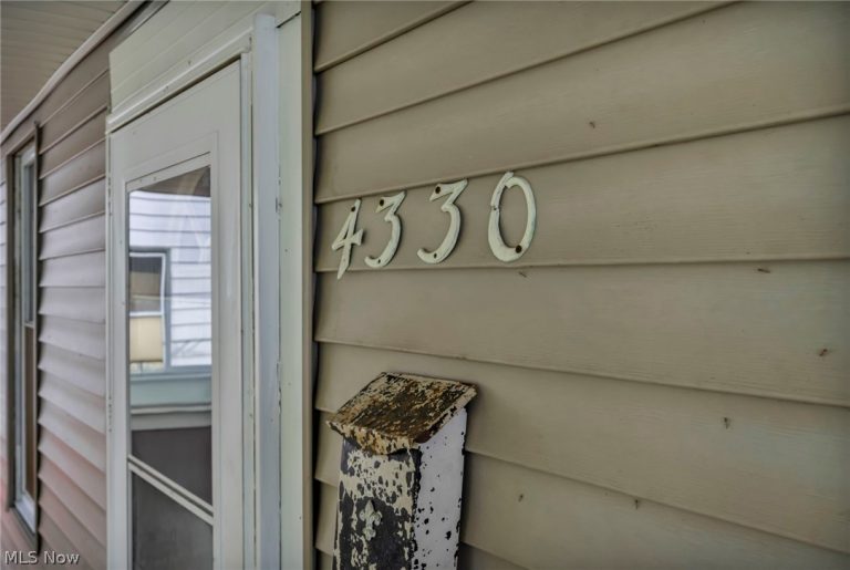 4330 Marvin Avenue, Cleveland, OH - Photo 8