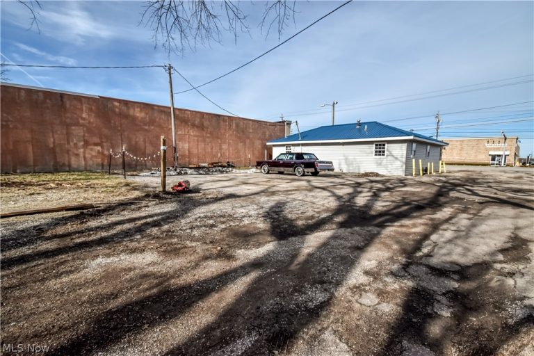 7496 Mentor, Mentor, OH - Photo 5