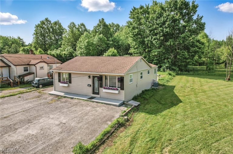 10861 Mahoning Avenue, North Jackson, OH - Photo 3