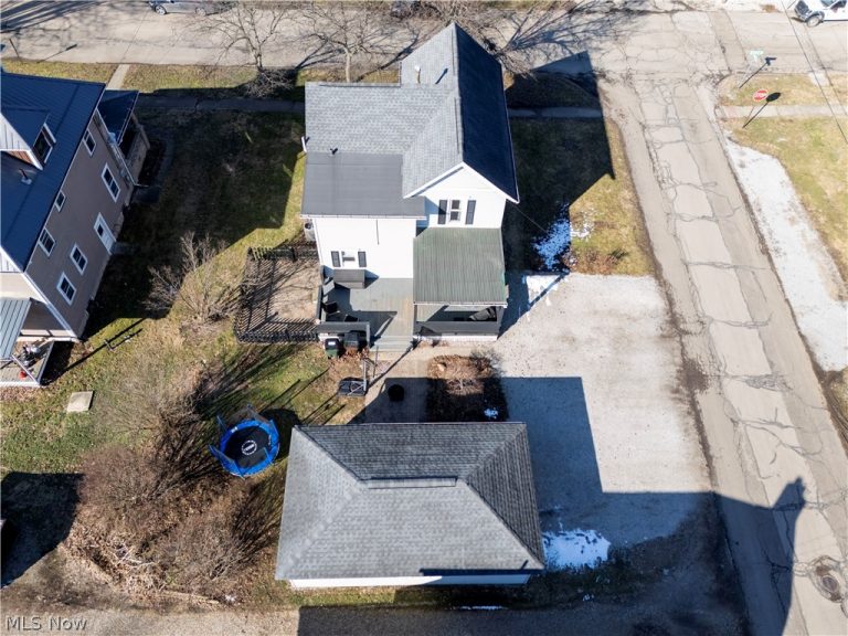 334 Wood Street, Loudonville, OH - Photo 2