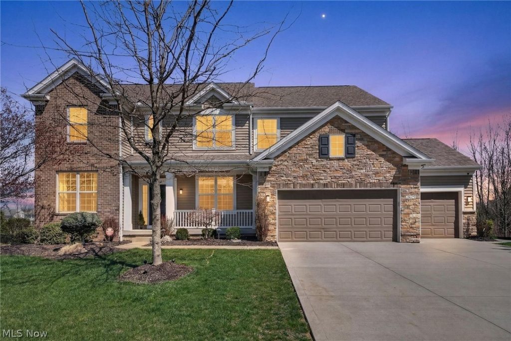 18079 Clare Court, Strongsville, OH