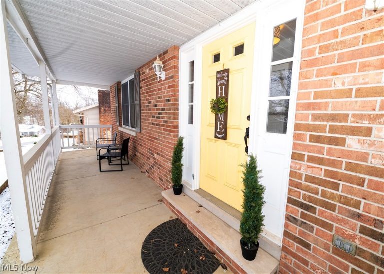 2755 Stanway Drive, Zanesville, OH - Photo 4