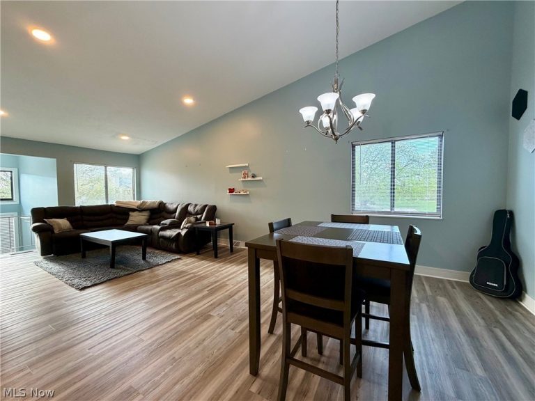 7177 Churchill Place, Concord Twp, OH - Photo 4