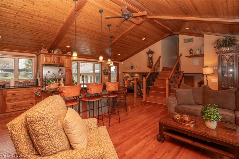 7416 Woodcrest Avenue, Canton, OH - Photo 8