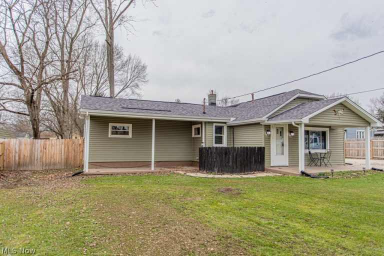 4841 Damon Avenue, Warren, OH - Photo 3