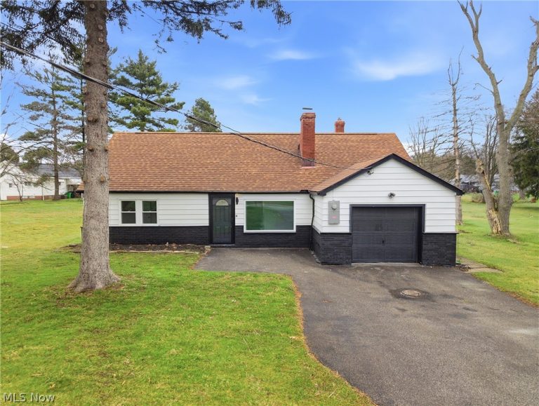 5285 Mardale Avenue, Bedford Heights, OH, 44146