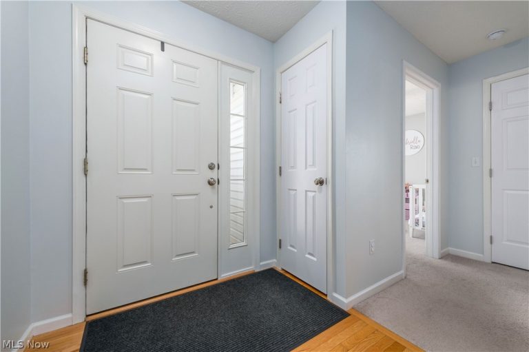 4518 Santina Way, Lorain, OH - Photo 5