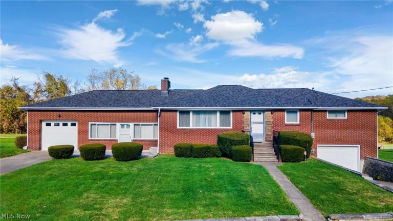 162 Locust Lane, Follansbee, WV, 26037