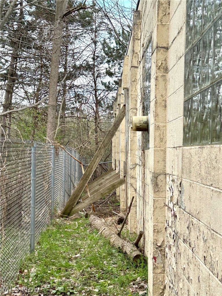 1863 Fenton Avenue, Akron, OH - Photo 3