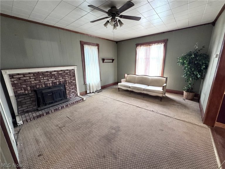74 Whitney Avenue, Shelby, OH - Photo 5