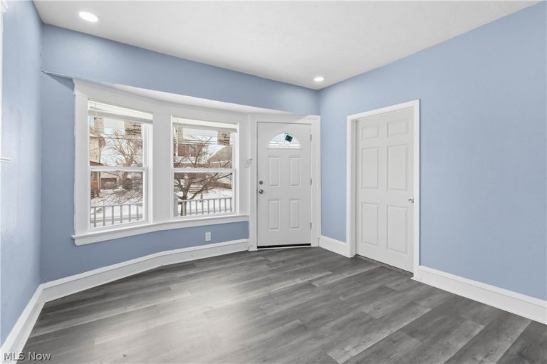 4517 Gifford Avenue, Cleveland, OH - Photo 5