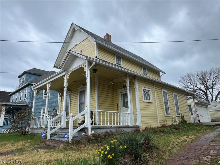 223 Crosby Street, Akron, OH - Photo 3