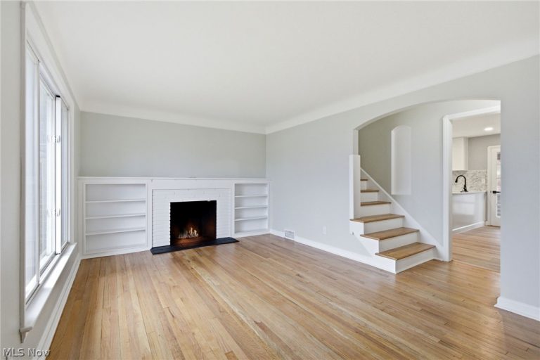 295 276th Street, Euclid, OH - Photo 3